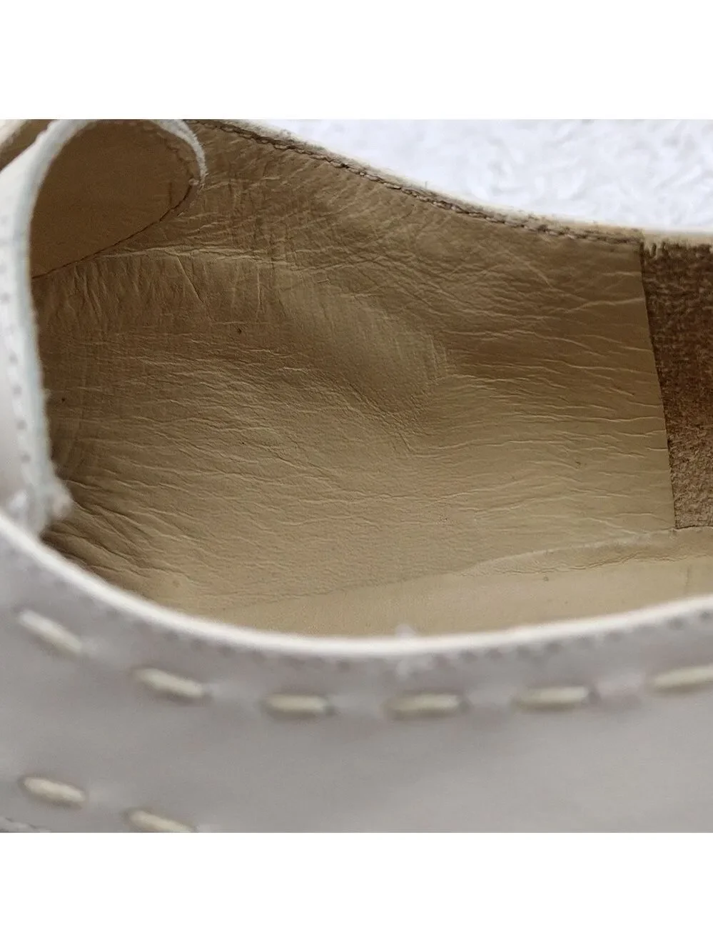 Kenneth Cole New York Cream Leather Stitched Square Toe Lace Up Oxford Shoe
